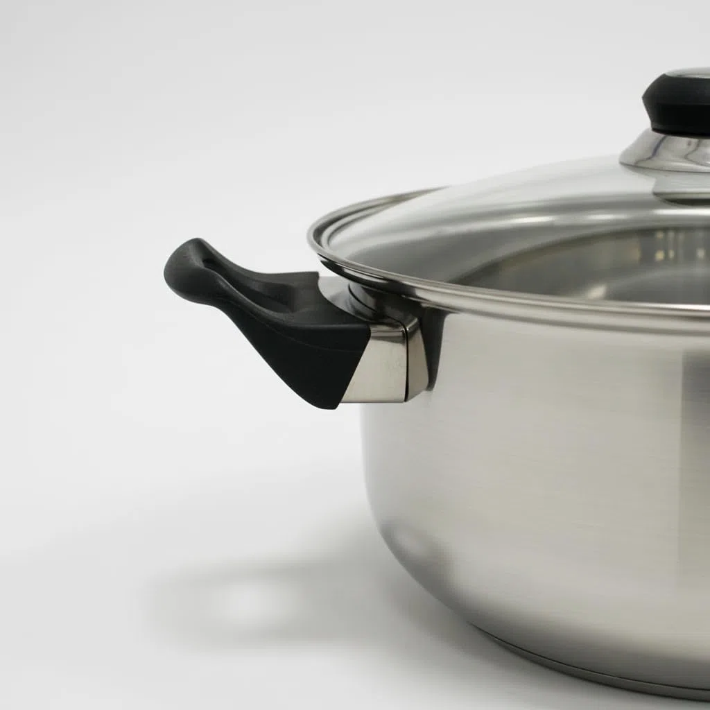Quttin | Batería de Cocina de 12 Piezas de Acero Inoxidable Apta para Inducción, Gas y Vitrocerámica - Juego de 4 Ollas, 1 Cazo y 1 Sartén con Tapas de Cristal, Perfecta para Todas las Cocinas