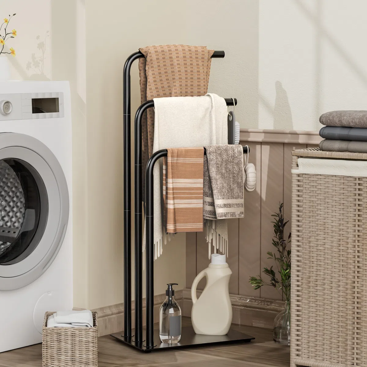 OUTBROS Toallero, Toallero de pie, Soporte de Metal de 3 Niveles para Baño, Secado y Exhibición con Estante, Soporte para paños para Sala de Estar, 39x26x90cm, Negro | Toallero de metal de acero inoxidable para baño con placa base de metal, soporte de sec