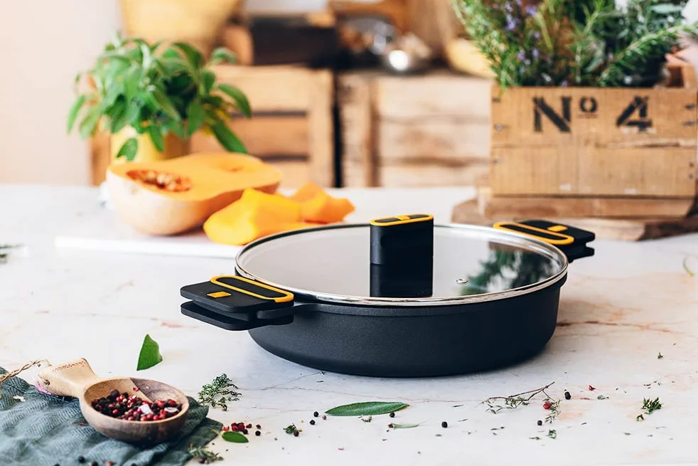 BRA Daily Pro | Cacerola baja 36 cm aluminio fundido, antiadherente sin PFOA, apta para todo tipo de cocinas e inducción