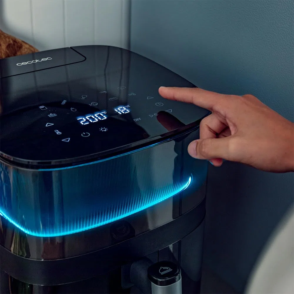 Cecotec Freidora de Aire sin Aceite de 5 L Cecofry Neon 5000 Air Fryer | 1500W, Spray de Agua, Ventana, Luz Interior, Tecnología PerfectCook, 10 Menús, Panel de control Táctil, 80º-230ºC