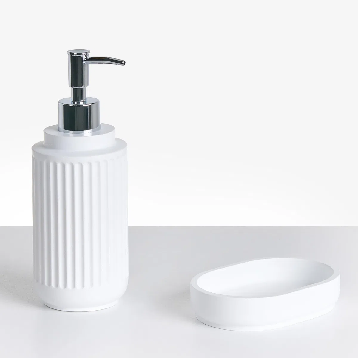 Conjunto de 5 Accesorios de baño jabonera dispensador de jabón escobilla de Inodoro Vaso Soporte para cepillos de Dientes Blanco Huarmey