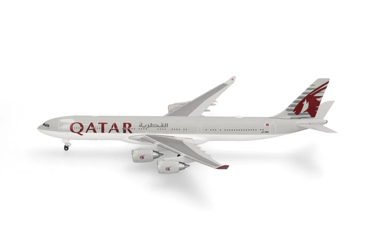 Herpa Miniatura del avión Qatar Amiri Flight Airbus A340-500, Escala 1/500, Modelo prefabricado, maqueta de colección, modelismo, avión sin Soporte, Figura Metal