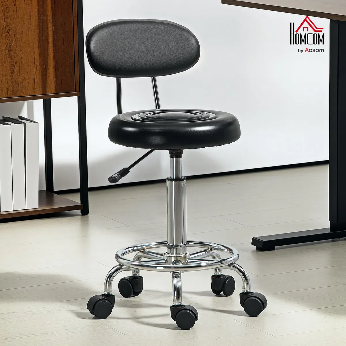 HOMCOM Taburete Giratorio con Ruedas y Respaldo Taburete de Trabajo con Altura Regulable 70-86 cm Asiento Tapizado de Cuero Sintético Negro