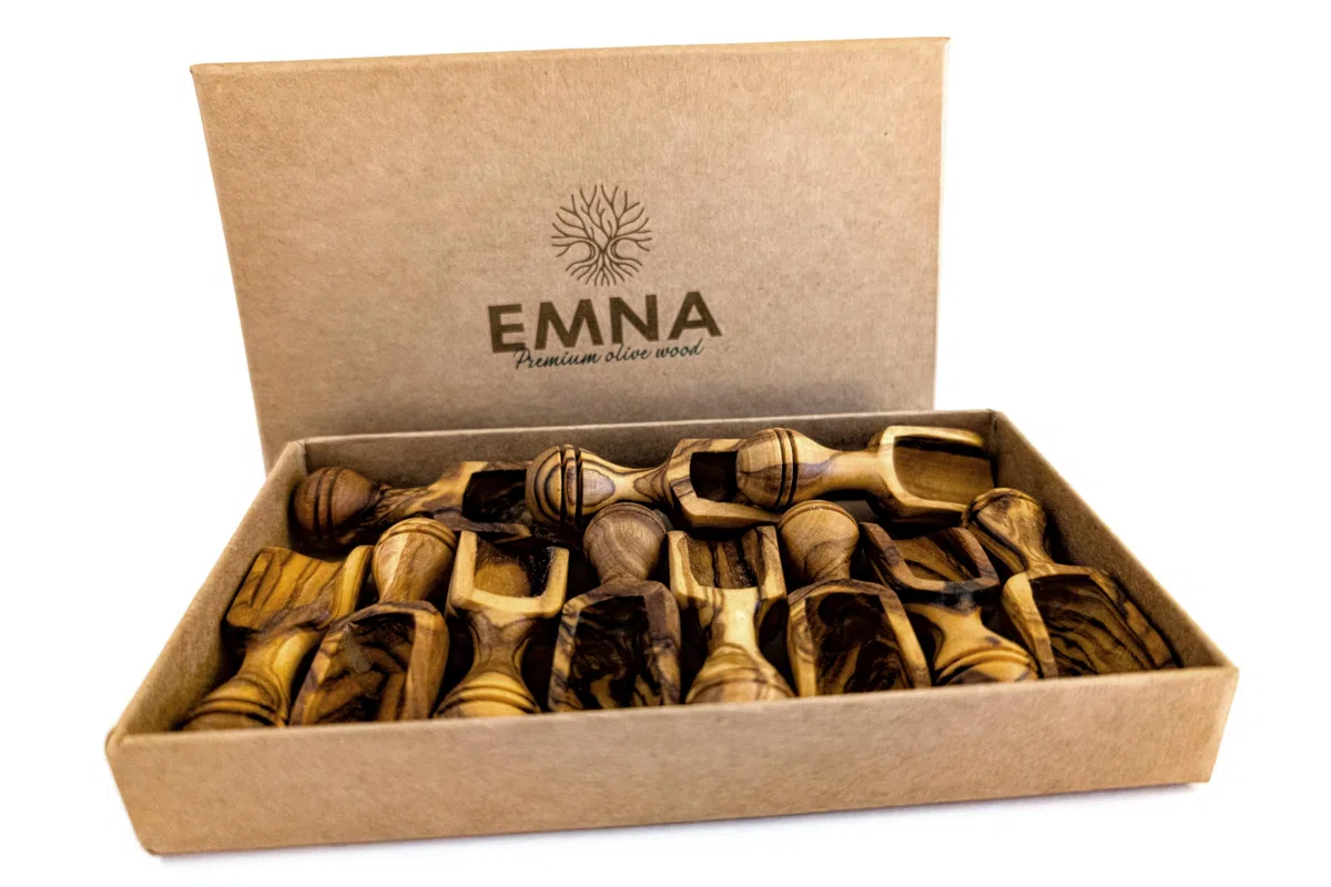 EMNA - 11 palas de madera de olivo pequeñas de aprox. 6 cm, regalo de lujo, caja de regalo de madera de olivo, regalo para el día de la madre, decoración para cocina, madera