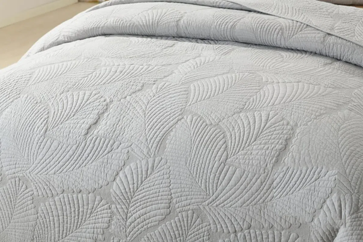 KISKIS Lujo Acolchado Colcha Ligero Reversible Bordada Sobrecama Juegos De Ropa De Cama + 2 Fundas De Almohada,Gris,Double 230x250cm