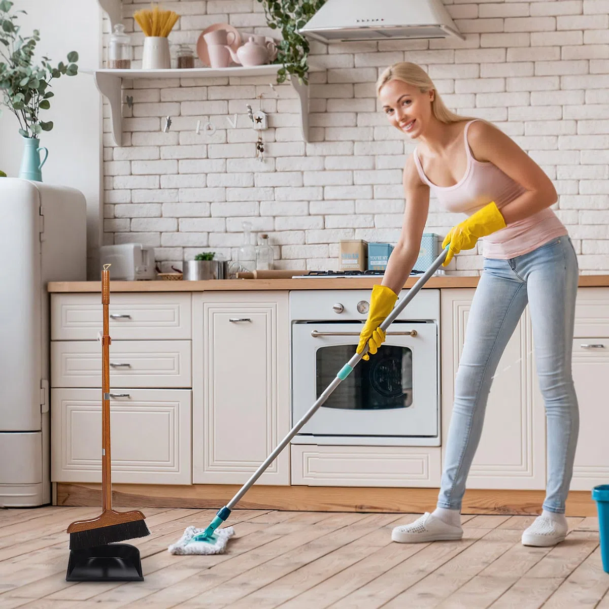 Recogedor con Mango Largo de Madera y Cerdas de Crin para Limpieza | Recogedor con Mango Largo, Diseño de Mango Largo, Recogedor, para Limpieza de Exteriores y Salones