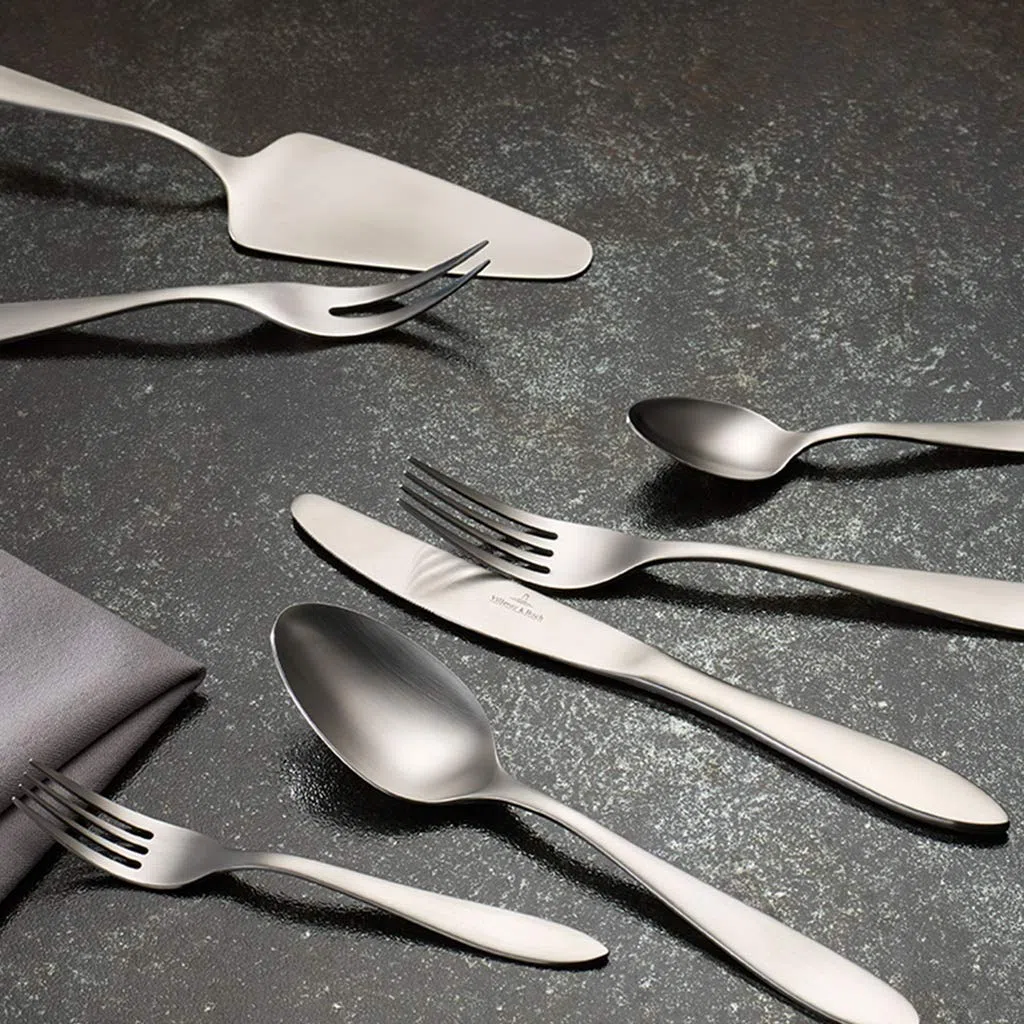 Villeroy & Boch - Set de cubertería Arthur para 12 personas, 68 piezas | Set de cubertería para fiestas grandes, acero inoxidable 18/10, plateado, apto para lavavajillas, 44 x 29 x 9 cm
