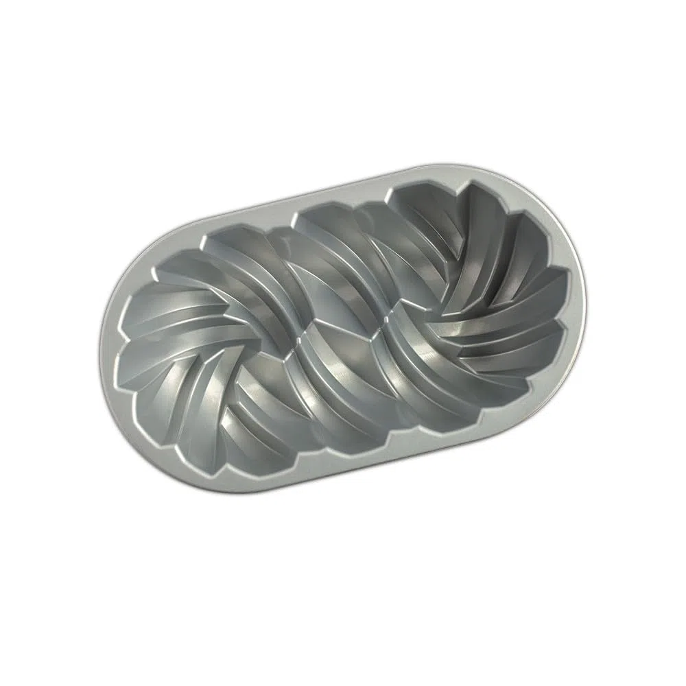 Nordic Ware Molde trenzado para pan, molde original de aluminio fundido, molde para tartas con patrón trenzado, fabricado en Estados Unidos, color: dorado