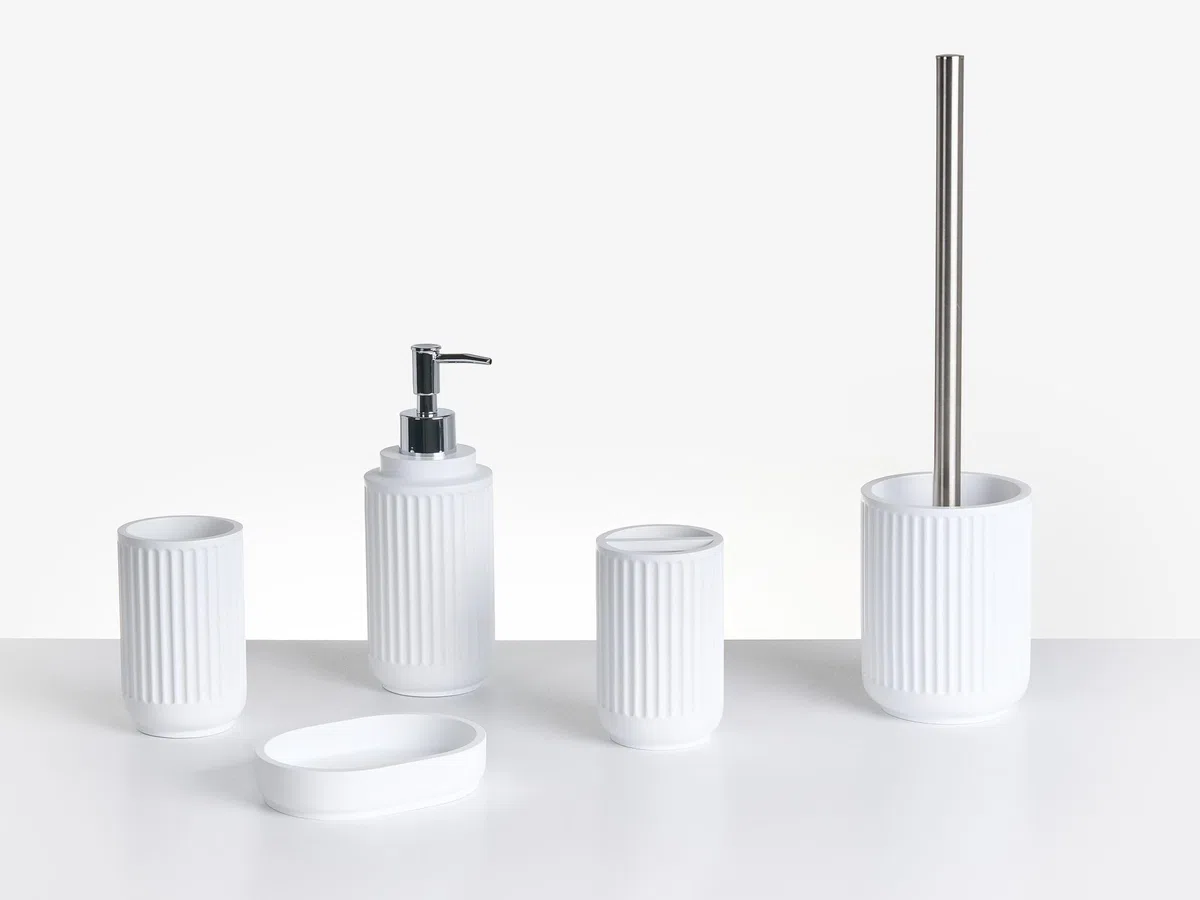 Conjunto de 5 Accesorios de baño jabonera dispensador de jabón escobilla de Inodoro Vaso Soporte para cepillos de Dientes Blanco Huarmey