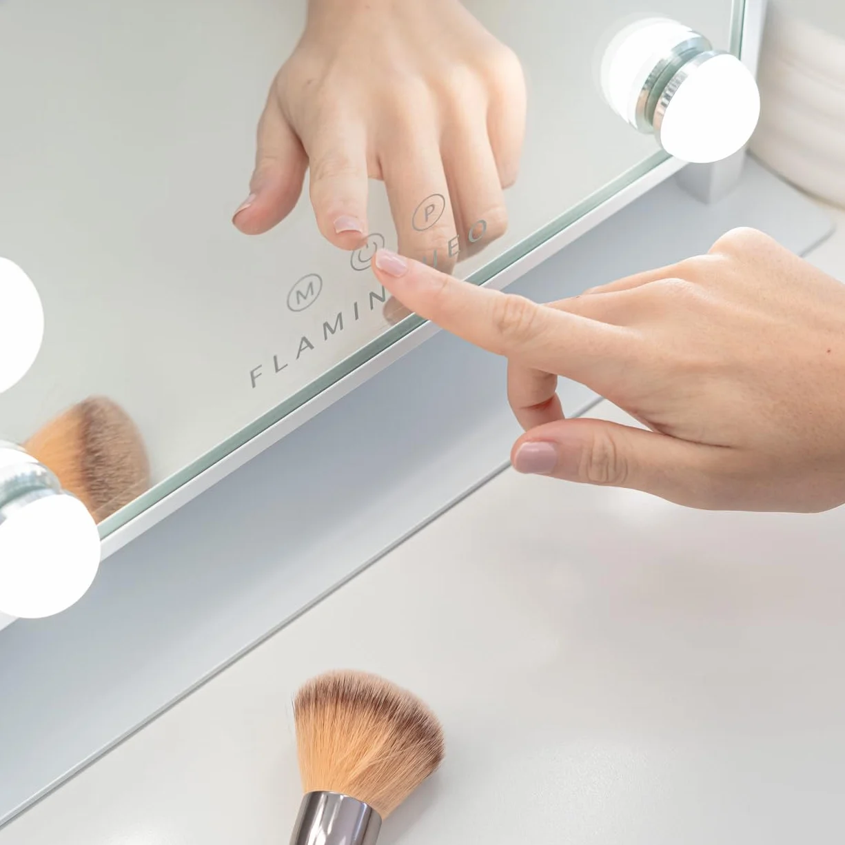 Flamingueo - Espejo Maquillaje con Luz - 12 LED - 3 Modos de Luz - Intensidad Ajustable - Control Táctil - Posición Regulable - Vanity Mirror - 36,5x7,5x47,5cm