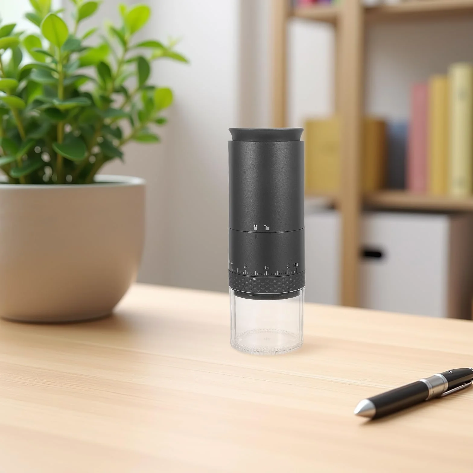 Ipetboom Molino Eléctrico para Café Silencioso con Capacidad de 25g de Granos y Recipiente de 50g, Diseño Compacto en Abs para Uso Doméstico y Apartamentos Pequeños