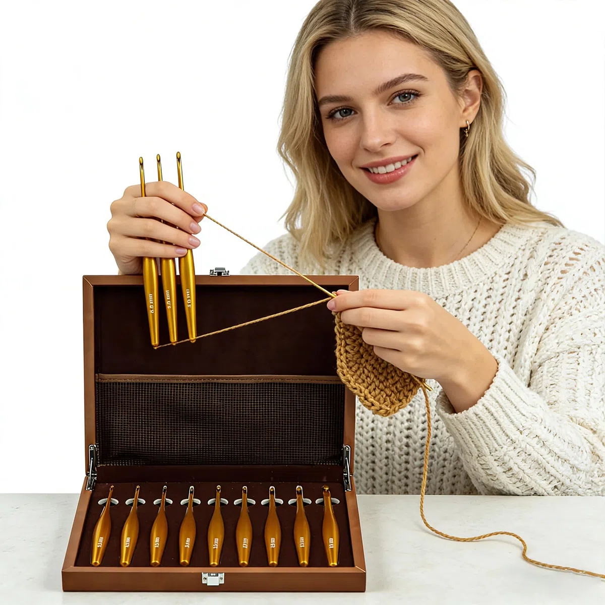 Juego de ganchos de ganchillo desmontables de alúmina de varios tamaños con mango de madera corto para mejorar la durabilidad, estuche incluido para manualidades