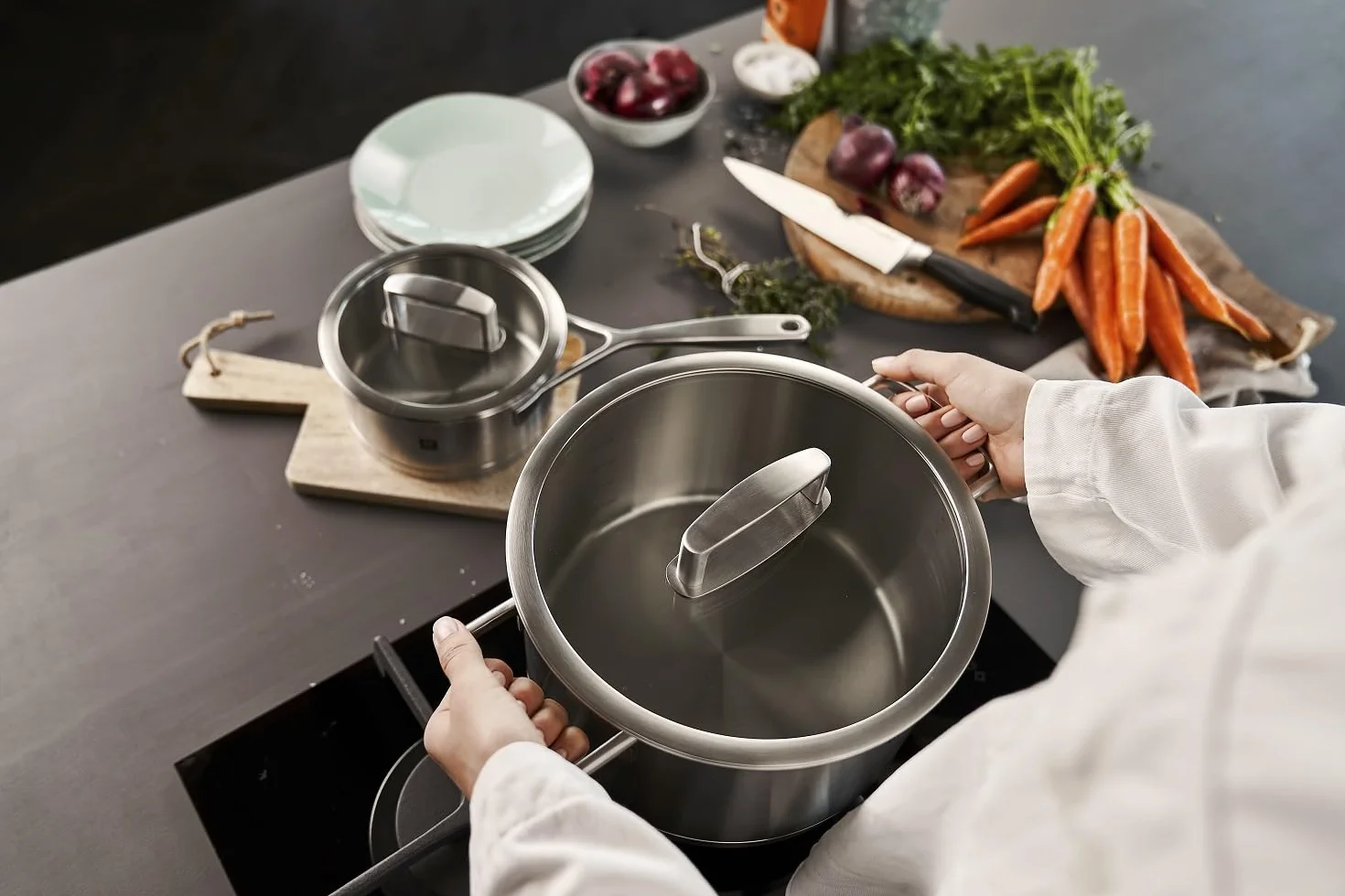 ZWILLING Vitality batería de cocina, 5 piezas con tapa de vidrio, apta para inducción, sin revestimiento, acero inoxidable, plata